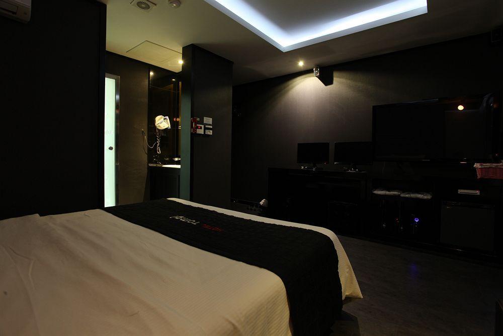 Hotel Moxy Seoul Insadong Esterno foto