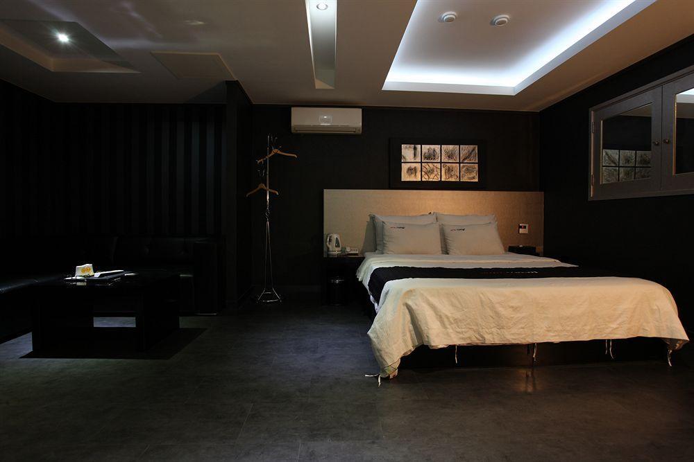 Hotel Moxy Seoul Insadong Esterno foto