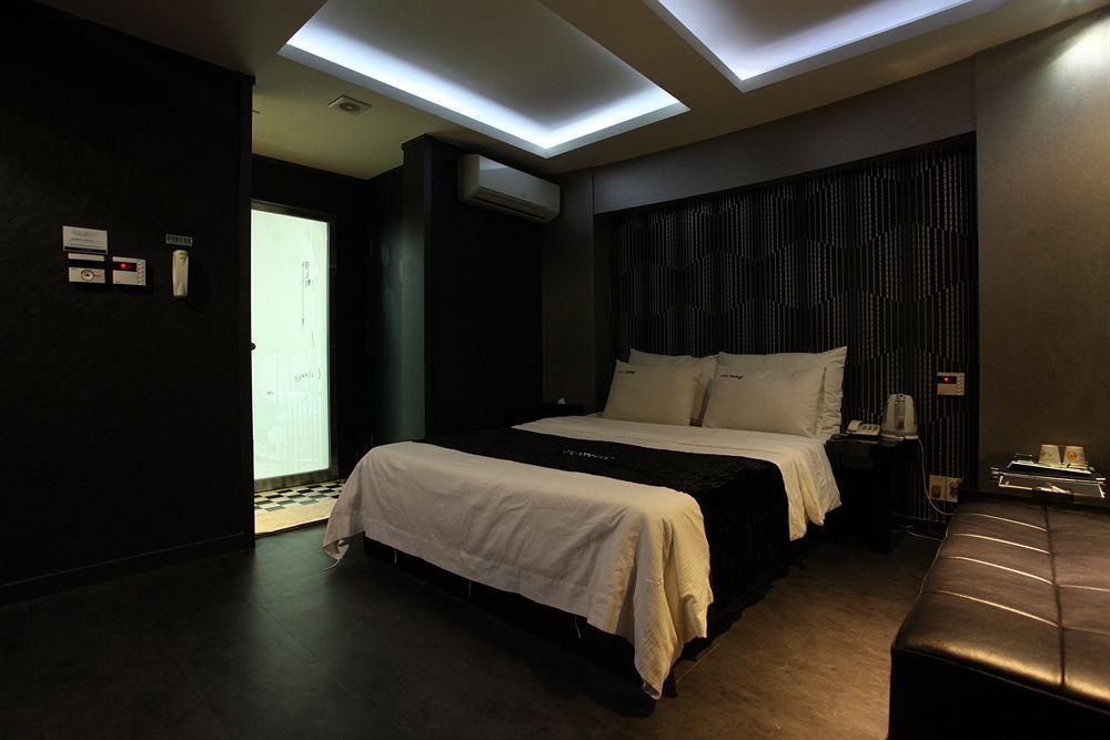Hotel Moxy Seoul Insadong Esterno foto