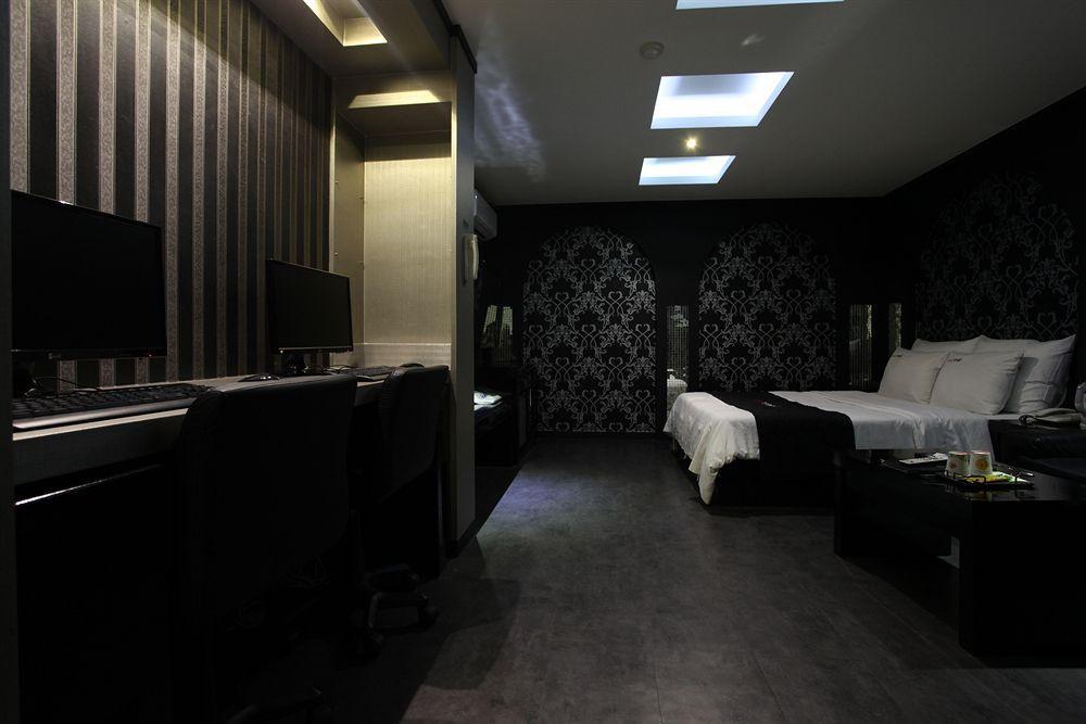 Hotel Moxy Seoul Insadong Esterno foto