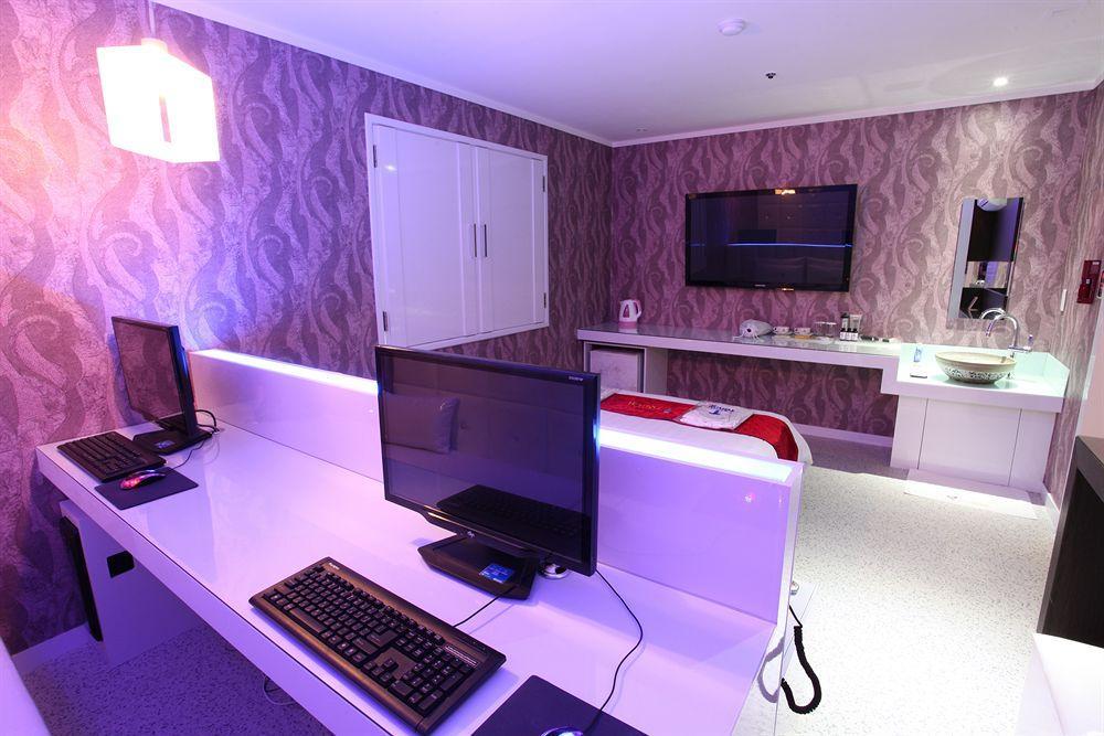 Hotel Moxy Seoul Insadong Esterno foto