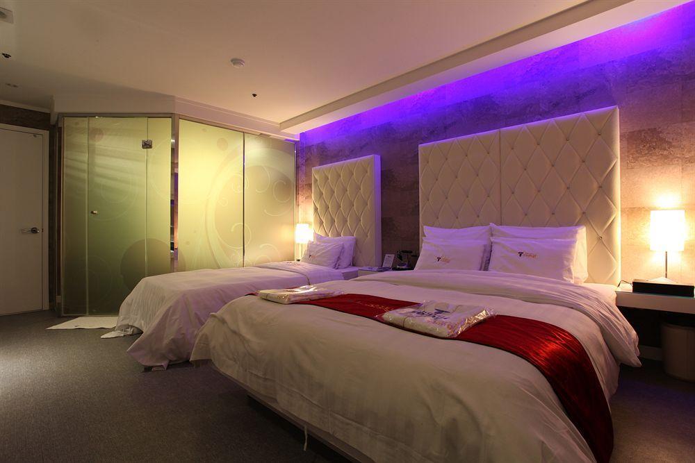 Hotel Moxy Seoul Insadong Esterno foto
