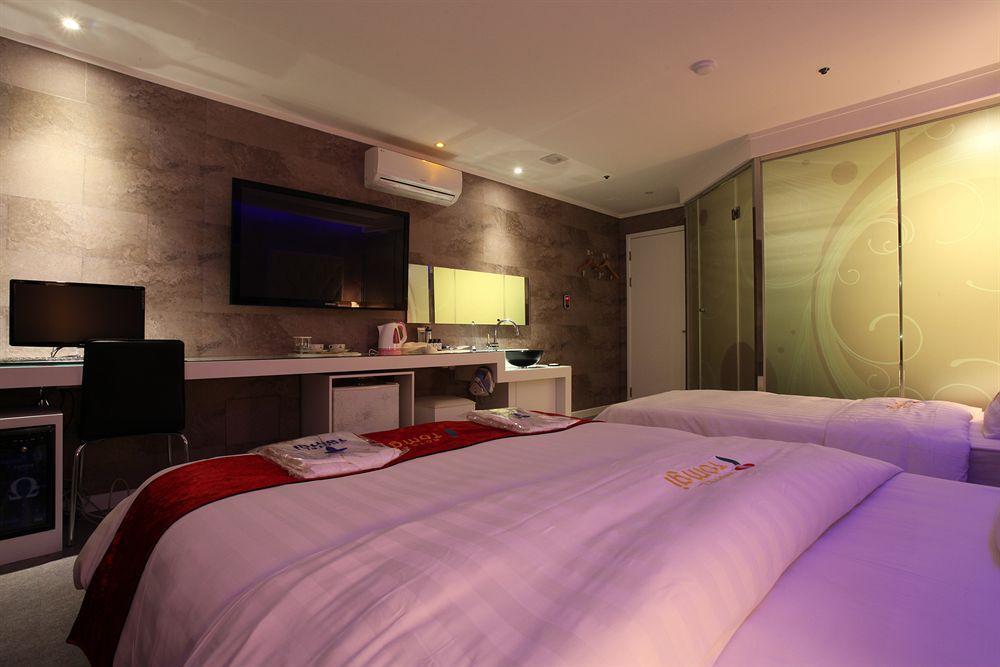 Hotel Moxy Seoul Insadong Esterno foto
