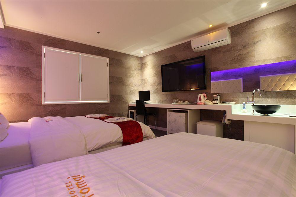 Hotel Moxy Seoul Insadong Esterno foto