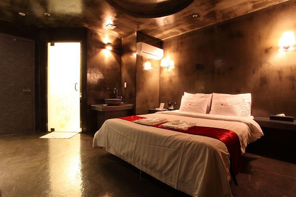 Hotel Moxy Seoul Insadong Esterno foto
