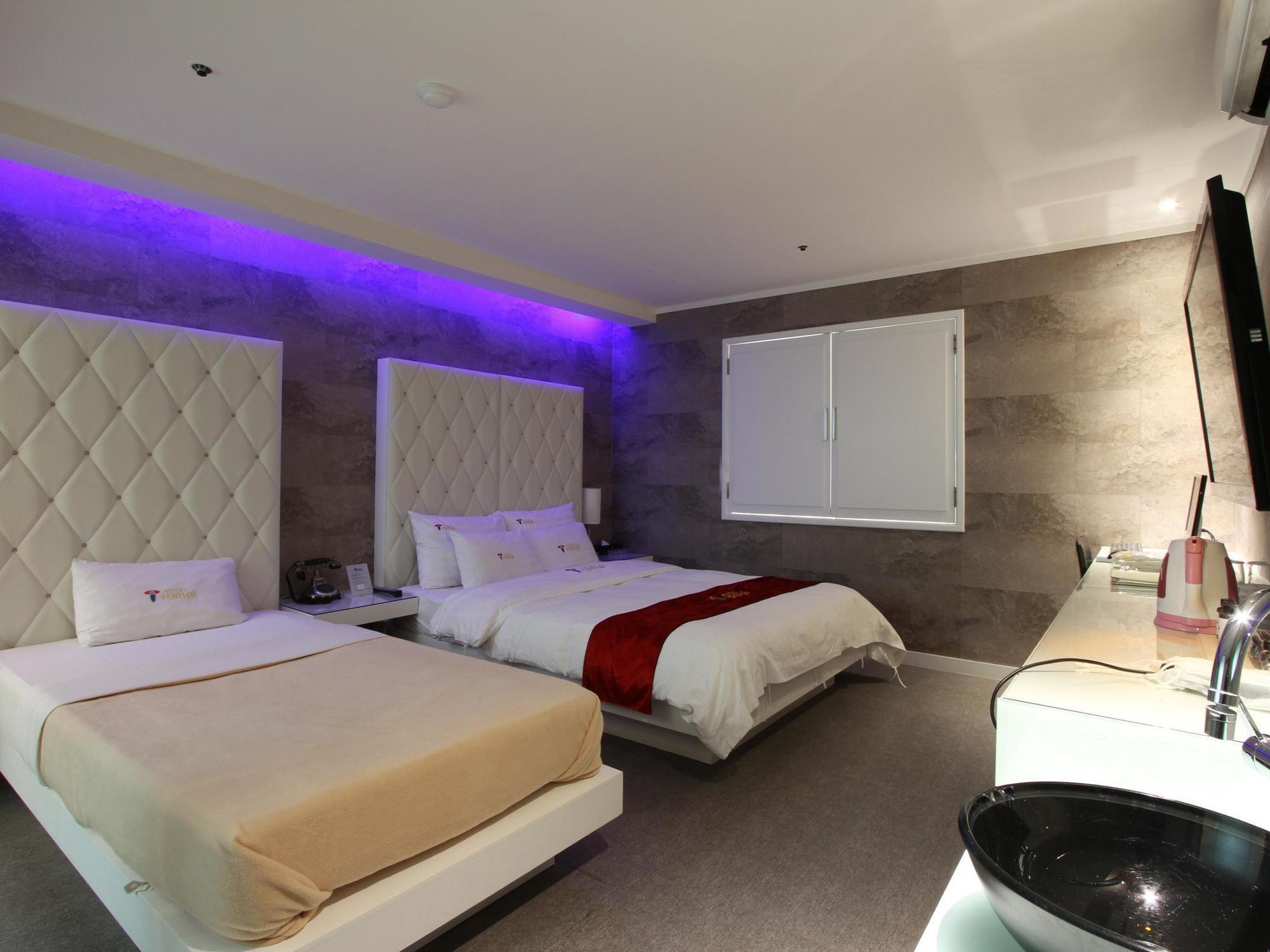 Hotel Moxy Seoul Insadong Esterno foto